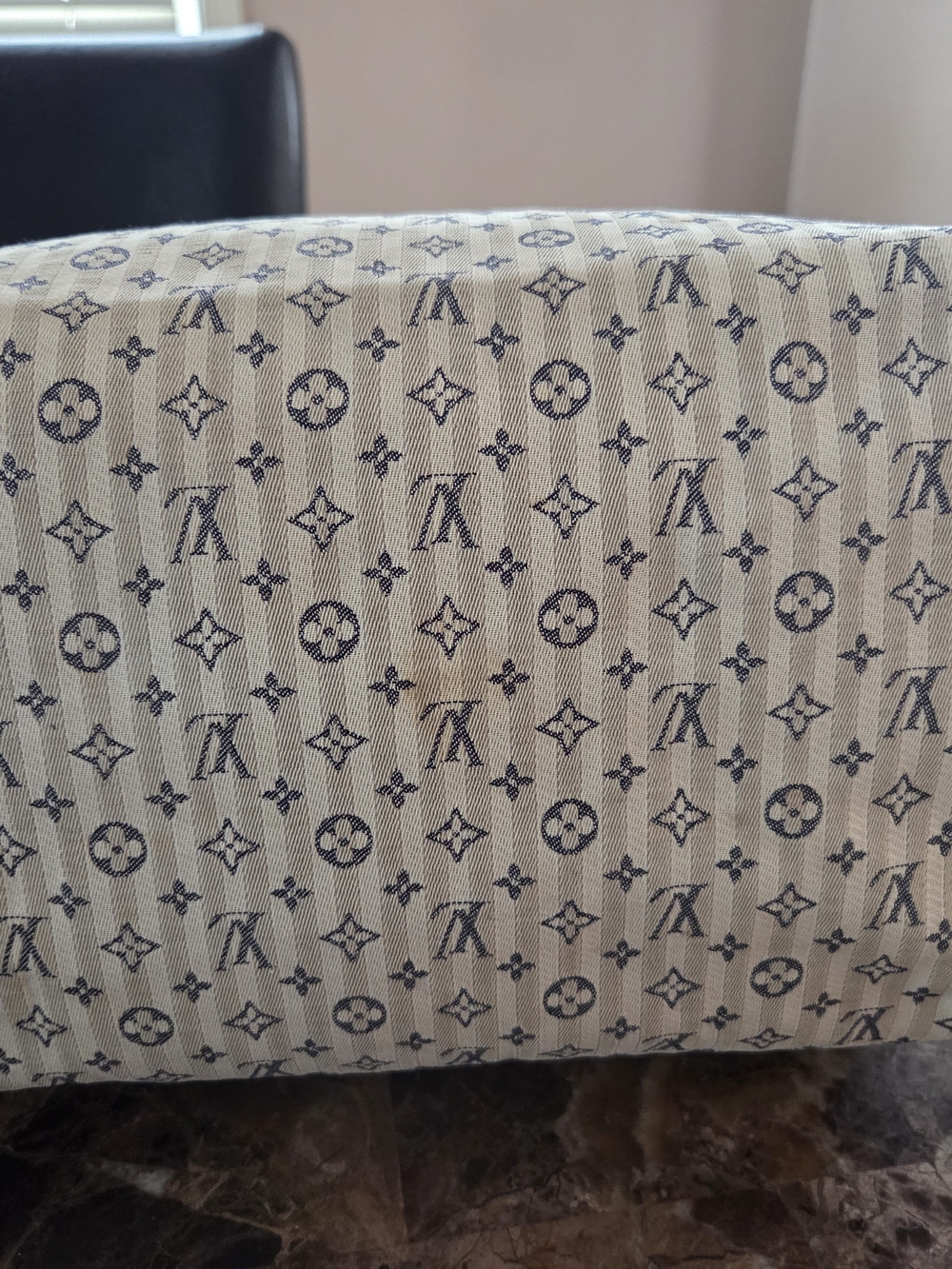 Louis Vuitton White Monogram Canvas Satchel with Gold Hardware - Picture 5 of 11